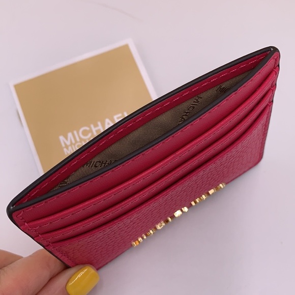 MICHAEL KORS
Large Pebbled Leather Card Holder Case
Electric Pink
NWT - Picture 3 of 13